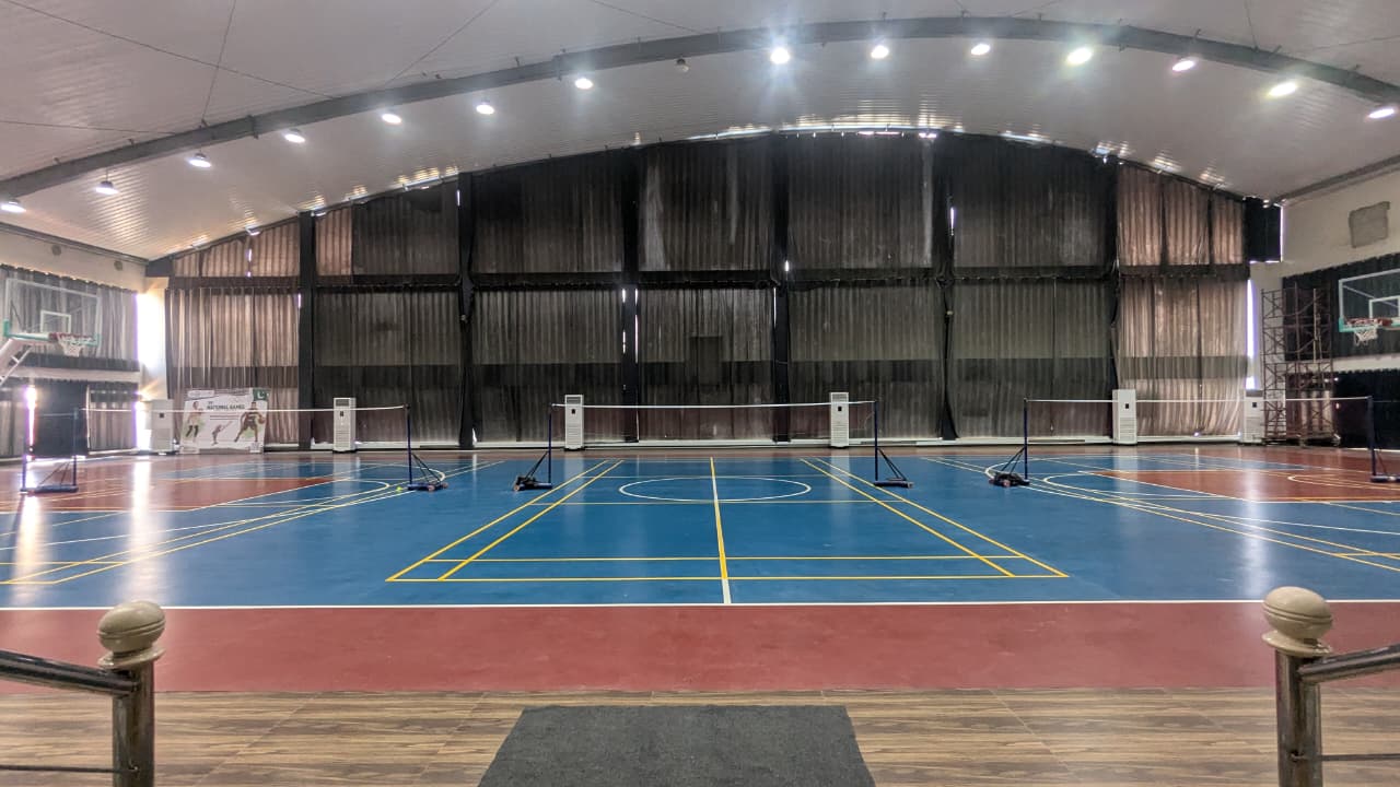 Badminton